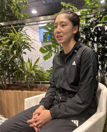 杏彩体育官网-连续两年杀入法网32强 王欣瑜有没有爱上红土？
